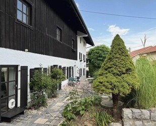 Anwesen in Oberbayern Bauernhof mit 600m2 Wfl - Tuntenhausen