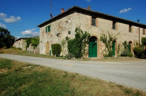 Bild 1 - Bauernhaus mit Terrakottaboden - 750.000,00&nbsp;EUR Kaufpreis, ca.&nbsp; 240,00&nbsp;m&sup2;&nbsp;Wohnfl&auml;che