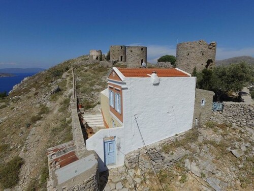 Bild 2 - 3 Zimmer Einfamilienhaus zum Kaufen in Symi