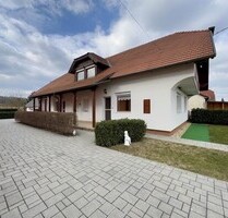 In Ungarn im Komitat Zala 242m2 Haus mit 1143m2 Grund - Zalacsány
