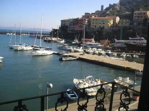 Bild 2 - 10 Zimmer Etagenwohnung zum Kaufen in Monte Argentario