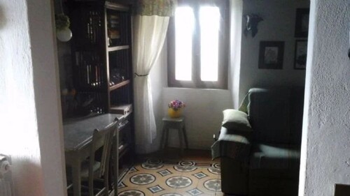 Bild 3 - 4 Zimmer Etagenwohnung in Roccastrada