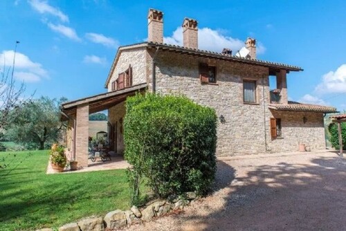 Bild 1 - Bauernhaus in malerischer Lage - 690.000,00&nbsp;EUR Kaufpreis, ca.&nbsp; 300,00&nbsp;m&sup2;&nbsp;Wohnfl&auml;che