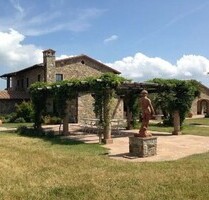 Anwesen mit herrlichem Blick - 3.200.000,00&nbsp;EUR Kaufpreis, ca.&nbsp; 620,00&nbsp;m&sup2;&nbsp;Wohnfl&auml;che in Massa Marittima (PLZ: 58024)