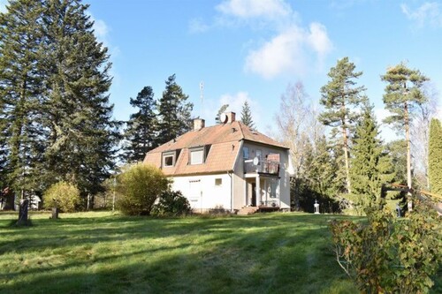 Bild 1 - Villa, Herrenhaus. - 260.000,00 EUR Kaufpreis, ca.  211,00 m² Wohnfläche