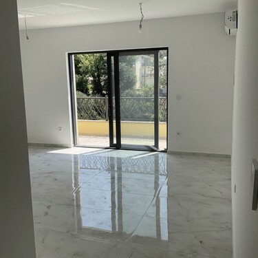 Bild 4 - Etagenwohnung mit 49,00 m&sup2; in Tivat zum Kaufen