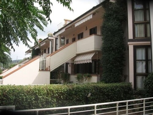 Bild 2 - 4 Zimmer Etagenwohnung zum Kaufen in Follonica