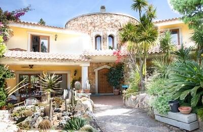 Bild 1 - Villa im mediterranen Park Costa Smeralda