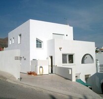 Voll eingerichtetes 4-Parteienhaus in Strandnähe - Mojacar (Playa)