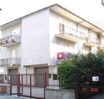 Haus mit 4 Whg zw. Rom und Neapel - Fondi