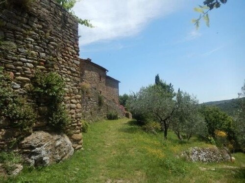 Bild 3 - 6 Zimmer Etagenwohnung in Ambra