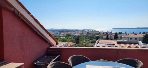 Bild 2 - 6 Zimmer Etagenwohnung zum Kaufen in Pula