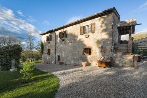 Bild 1 - Wunderschönes Bauernhaus mit Pool