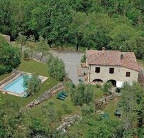Schönes Bauernhaus mit Pool - 1.150.000,00 EUR Kaufpreis, ca.  260,00 m² Wohnfläche in Castellina in Chianti (PLZ: 53011)