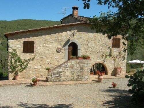 Bild 2 - 10 Zimmer Einfamilienhaus zum Kaufen in Castellina in Chianti