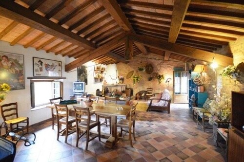 Bild 3 - 3 Zimmer Etagenwohnung in Radicondoli