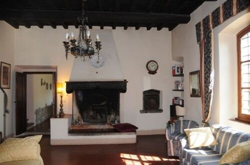 Bild 4 - Einfamilienhaus mit 450,00 m&sup2; in Florenz zum Kaufen