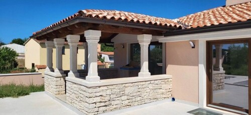 Bild 3 - 6 Zimmer Einfamilienhaus in Porec