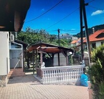 Kleines niedliches Ferienhaus - 65.000,00 EUR Kaufpreis, ca.  40,00 m² Wohnfläche in Csokakö (PLZ: 8074)