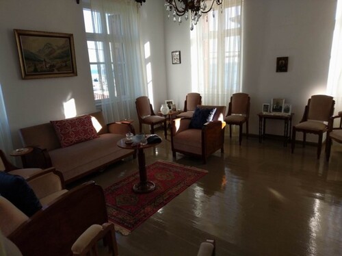 Bild 3 - 8 Zimmer Einfamilienhaus in Pythagorio