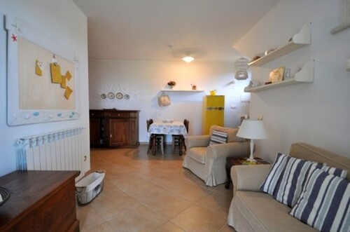 Bild 3 - 7 Zimmer Einfamilienhaus in Follonica