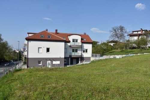 Bild 4 - Einfamilienhaus mit 340,00 m² in Karlovac zum Kaufen