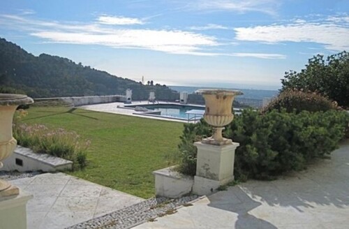 Bild 1 - Villa in Hanglage und herrlichen Ausblick