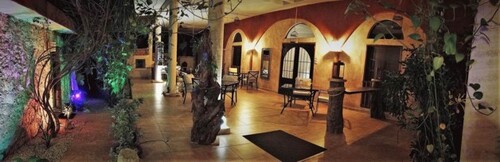 Bild 3 - 14 Zimmer Einfamilienhaus in Izamal