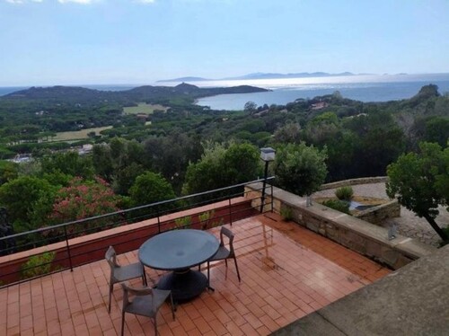 Bild 1 - Villa Remo - 550.000,00&nbsp;EUR Kaufpreis, ca.&nbsp; 258,00&nbsp;m&sup2;&nbsp;Wohnfl&auml;che