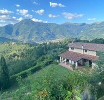 Villa Vista Mare - 1.900.000,00&nbsp;EUR Kaufpreis, ca.&nbsp; 350,00&nbsp;m&sup2;&nbsp;Wohnfl&auml;che in Forte dei marmi (PLZ: 55042)