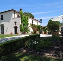 Villa Uccellina Meernähe - 1.150.000,00&nbsp;EUR Kaufpreis, ca.&nbsp; 350,00&nbsp;m&sup2;&nbsp;Wohnfl&auml;che in Magliano (PLZ: 58050)
