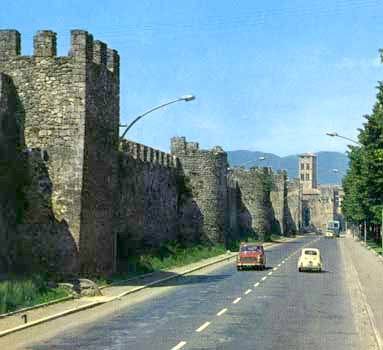 Bild 2 - 4 Zimmer Einfamilienhaus zum Kaufen in Morro Reatino (RI)