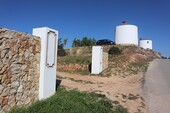 Bild 1 - Komplett umgebaute Windmühlen mit Gelände, Algarve