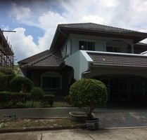 Sehr gepflegte Villa zu verkaufen an bester Lage - Wichit