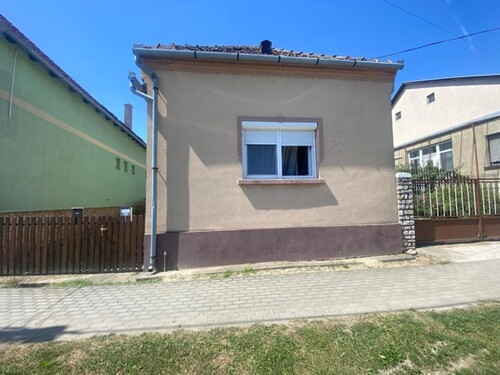 Bild 1 - Im Komitat Veszprem 55m2 Haus mit 383m2 Grund