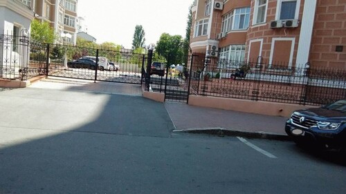 Bild 2 - 3 Zimmer Etagenwohnung zum Kaufen in Odessa