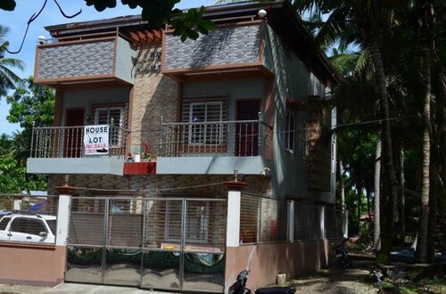 Bild 1 - Zweifamilienhaus in Philippinen in Stadt am Strand