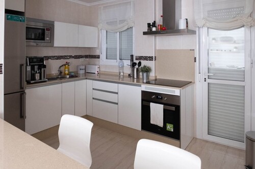 Bild 2 - 4 Zimmer Einfamilienhaus zum Kaufen in Alicante/Ciudad Quesada