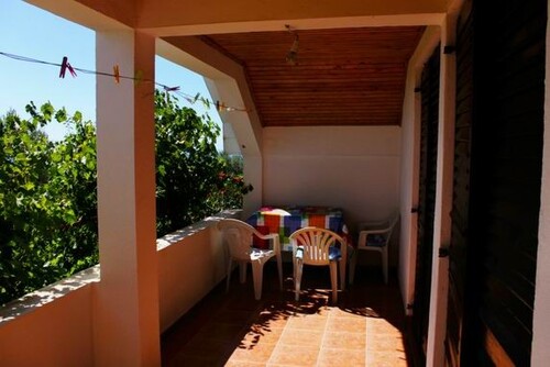 Bild 2 - 7 Zimmer Einfamilienhaus zum Kaufen in Dobra Voda