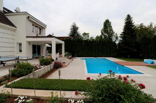 Bild 1 - Familienhaus mit doppelten Komfort