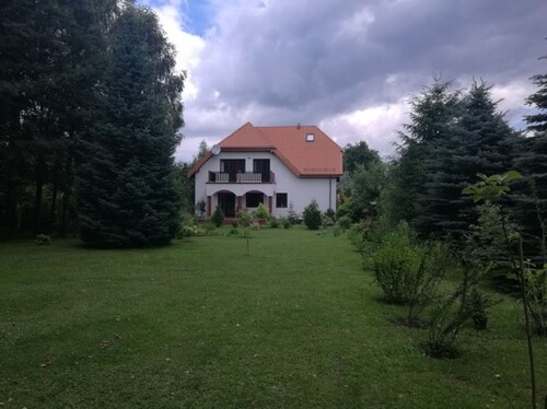 Bild 2 - 7 Zimmer Einfamilienhaus zum Kaufen in Ksiazenice