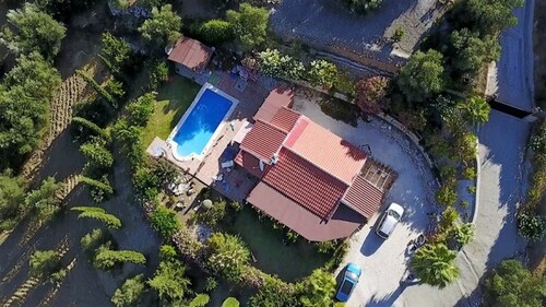 Bild 1 - Idyllische Finca mit Pool, Jacuzzi & grossem Garten