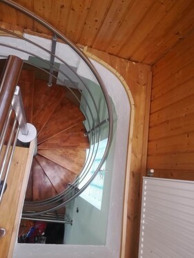 Bild 4 - Einfamilienhaus mit 300,00 m² in Brasov zum Kaufen