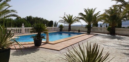 Bild 2 - 5 Zimmer Einfamilienhaus zum Kaufen in Alhaurin el Grande