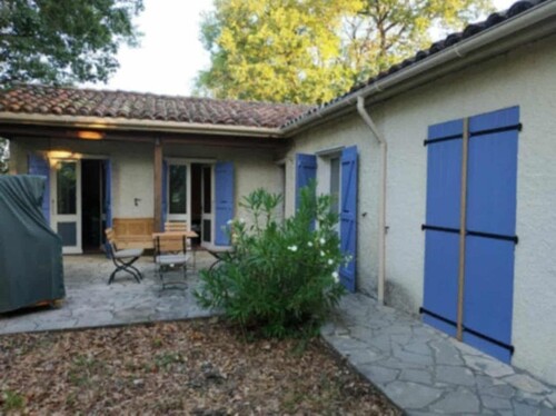 Bild 1 - WOHNHAUS AUF EINER ANHÖHE IN UNBERÜHRTER NATUR