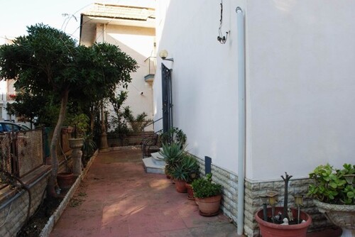 Bild 2 - 5 Zimmer Einfamilienhaus zum Kaufen in Caltagirone
