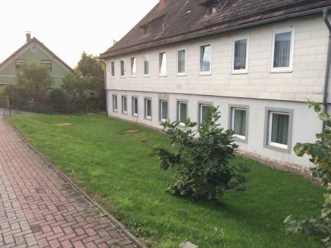 Bild 1 - Schönes 12- Zimmer Mehrfamiellienhaus in toller Lage