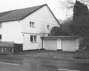 Mehrfamilienhaus, Doppelgarage und Grundstück - Hofgeismar-Hümme