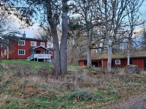 Bild 2 - 5 Zimmer Einfamilienhaus zum Kaufen in Älghult