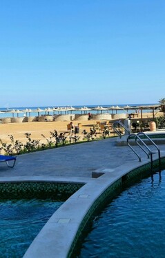 Bild 3 - 5 Zimmer Etagenwohnung in Hurghada